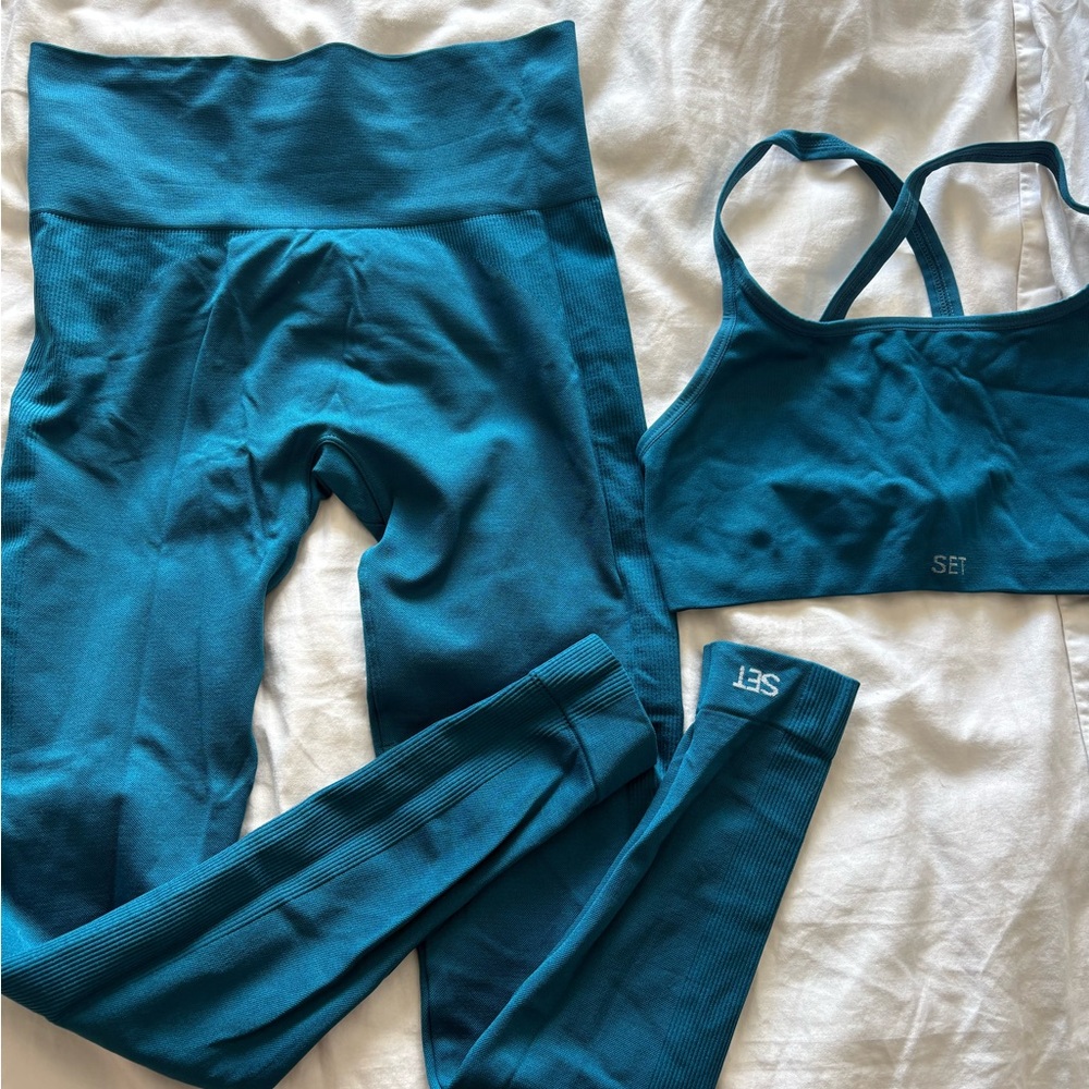 SET Active Vibrant Blue Sportswear